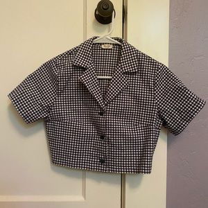 Brandy Melville cropped button down shirt